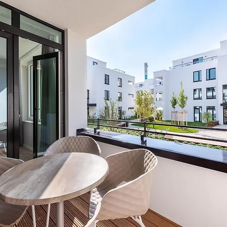 Baltic Flat Mit Dachterrasse Apartman Lübeck